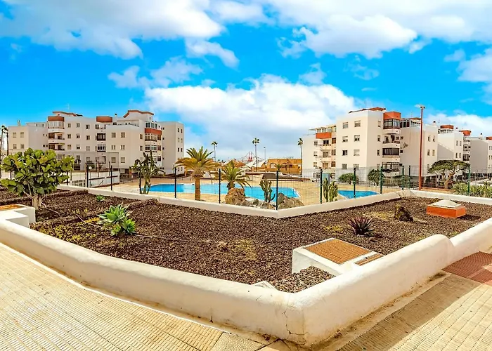 Luxury 3 Bedroom Perla Del Mar Apartman